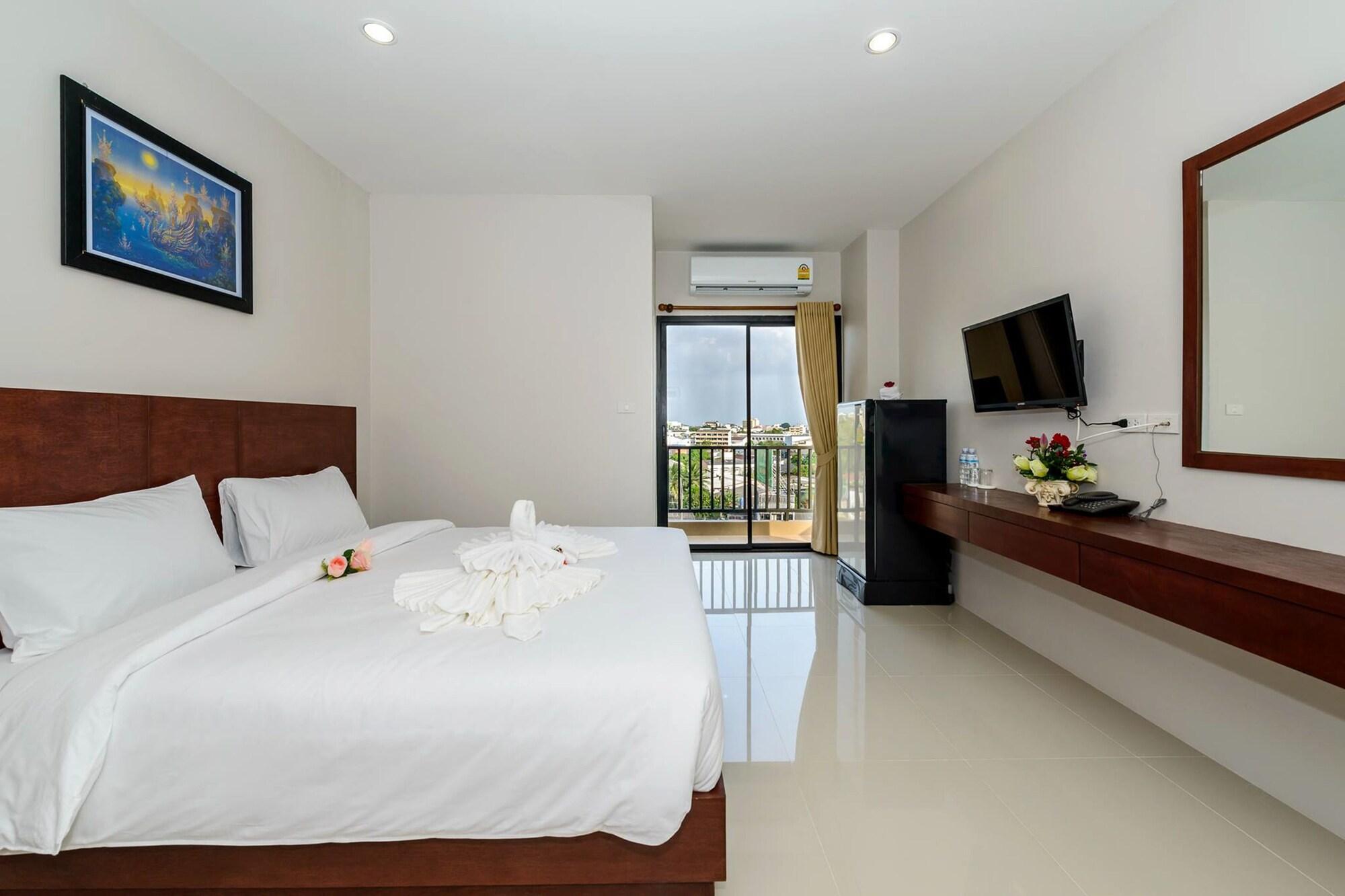 The Topaz Residence Phuket Town Exteriör bild