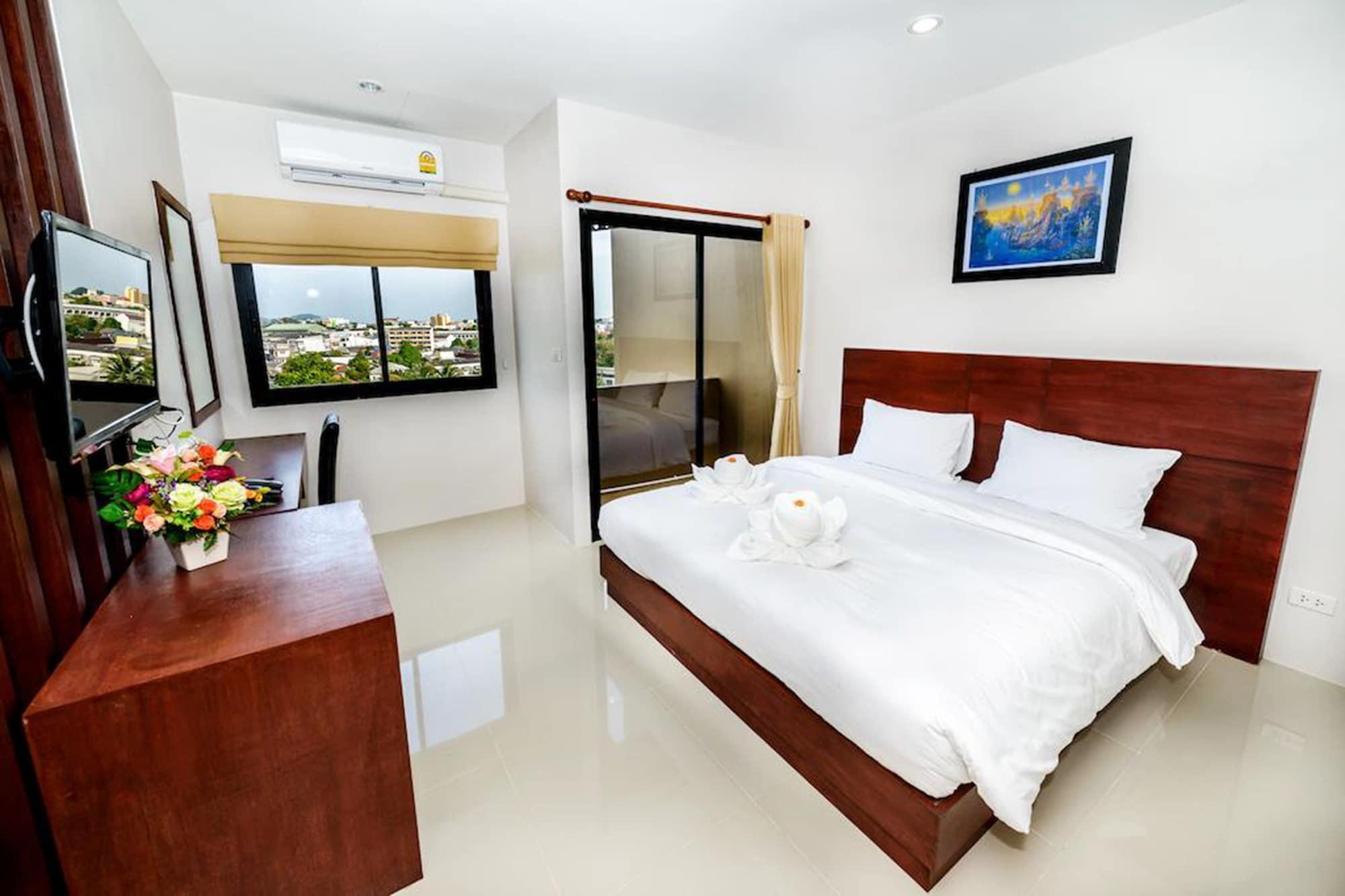 The Topaz Residence Phuket Town Exteriör bild