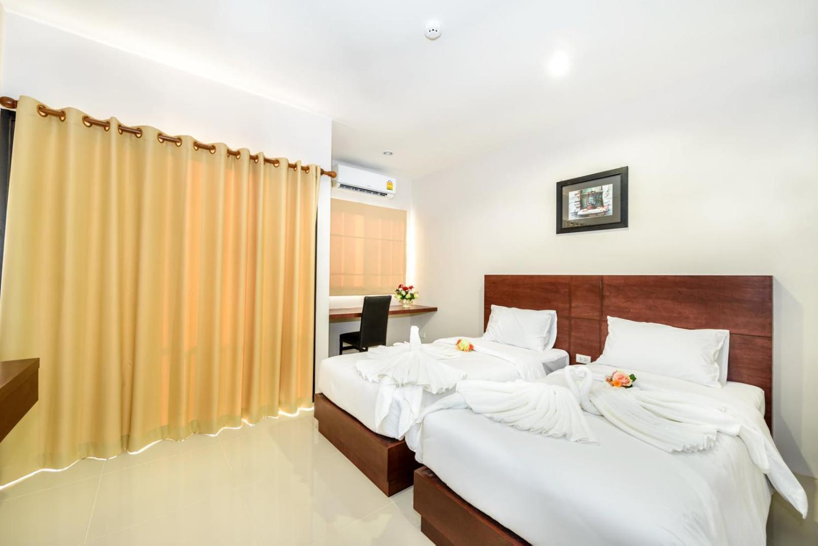The Topaz Residence Phuket Town Exteriör bild