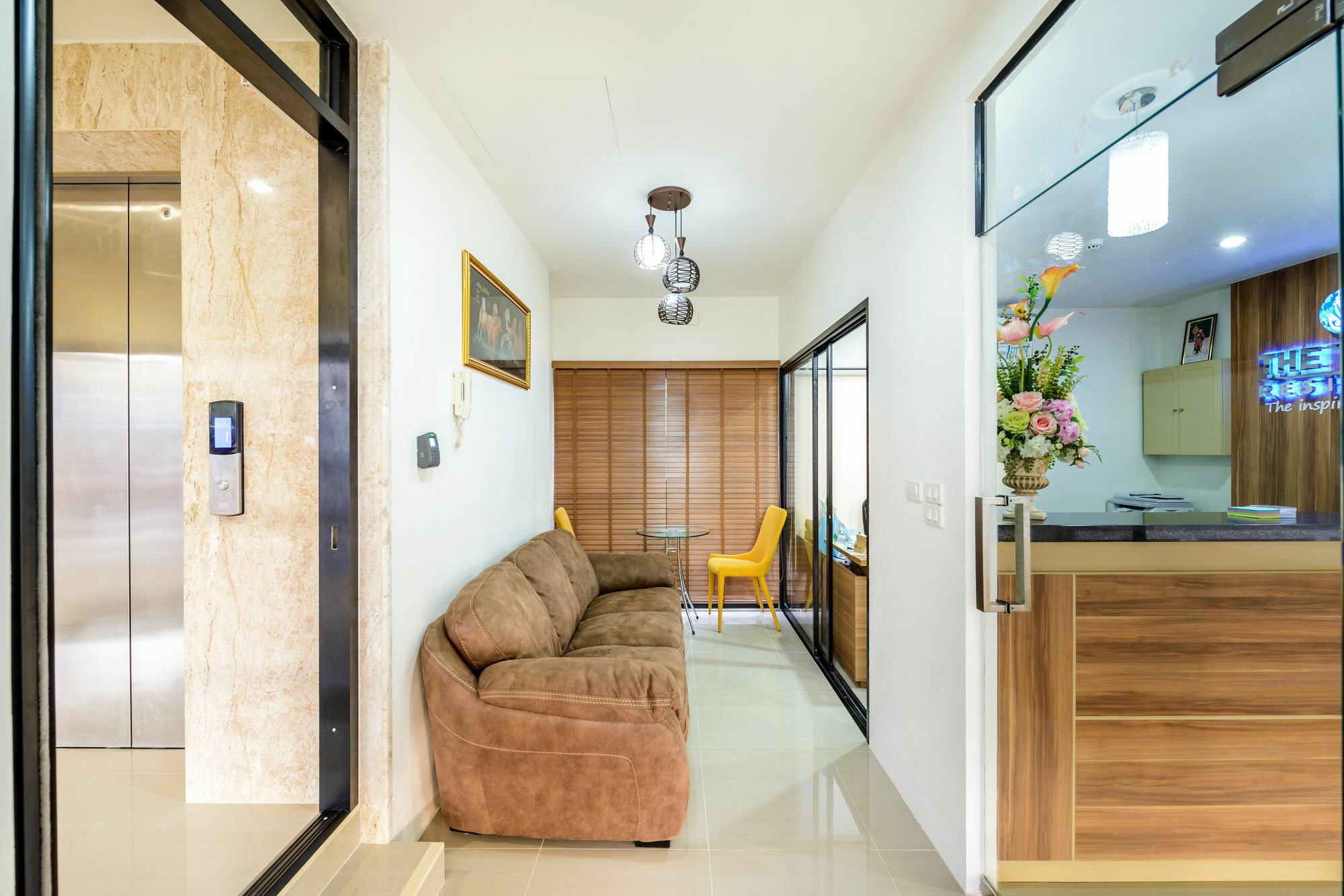 The Topaz Residence Phuket Town Exteriör bild